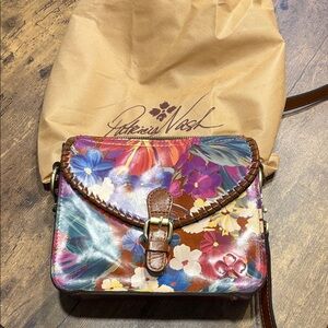 Patricia Nash Vibrant Floral Leather Crossbody Bag
